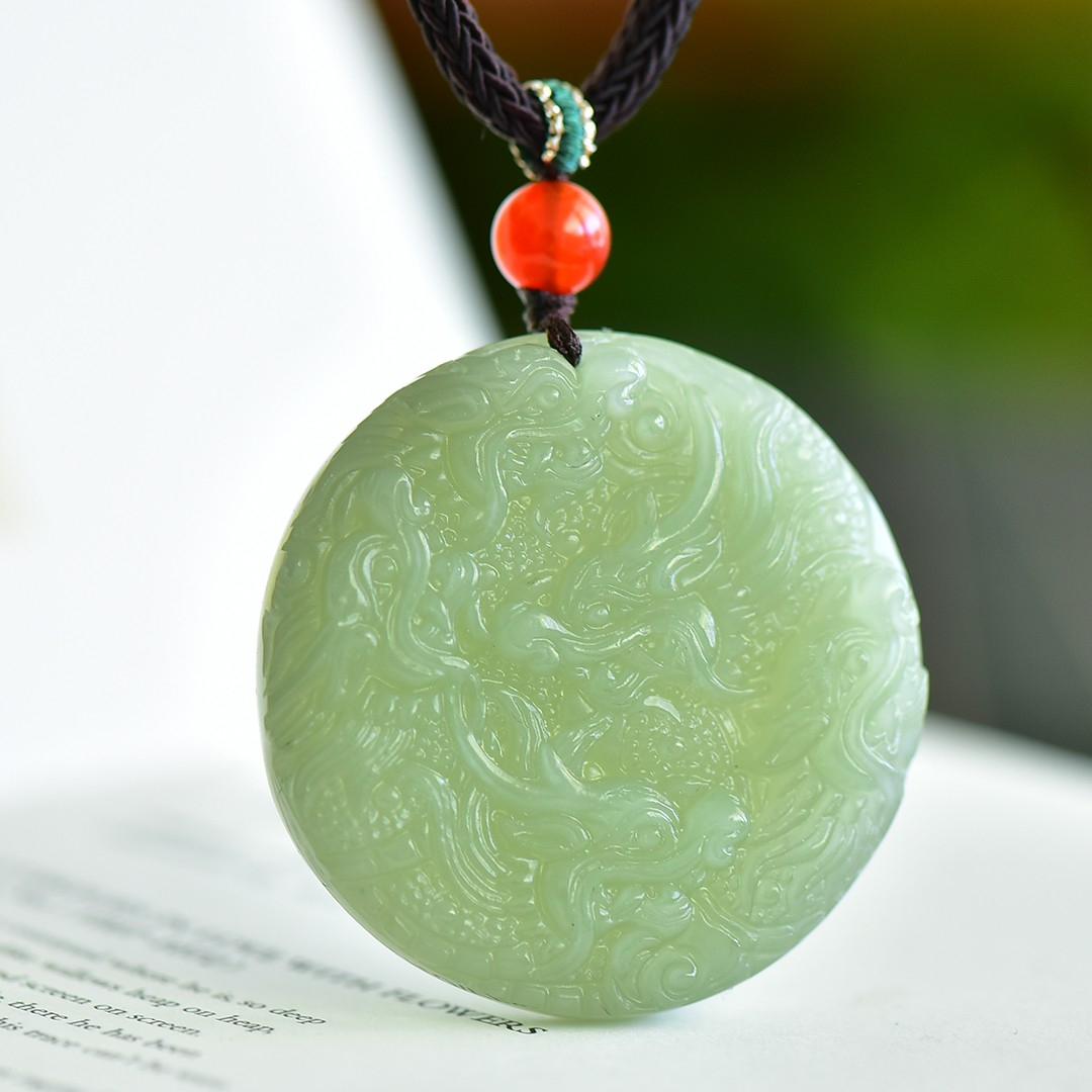 Echte chinesische Nephrit-Stei – Fine Jewelry & Watches Photos Bewertung und Preis